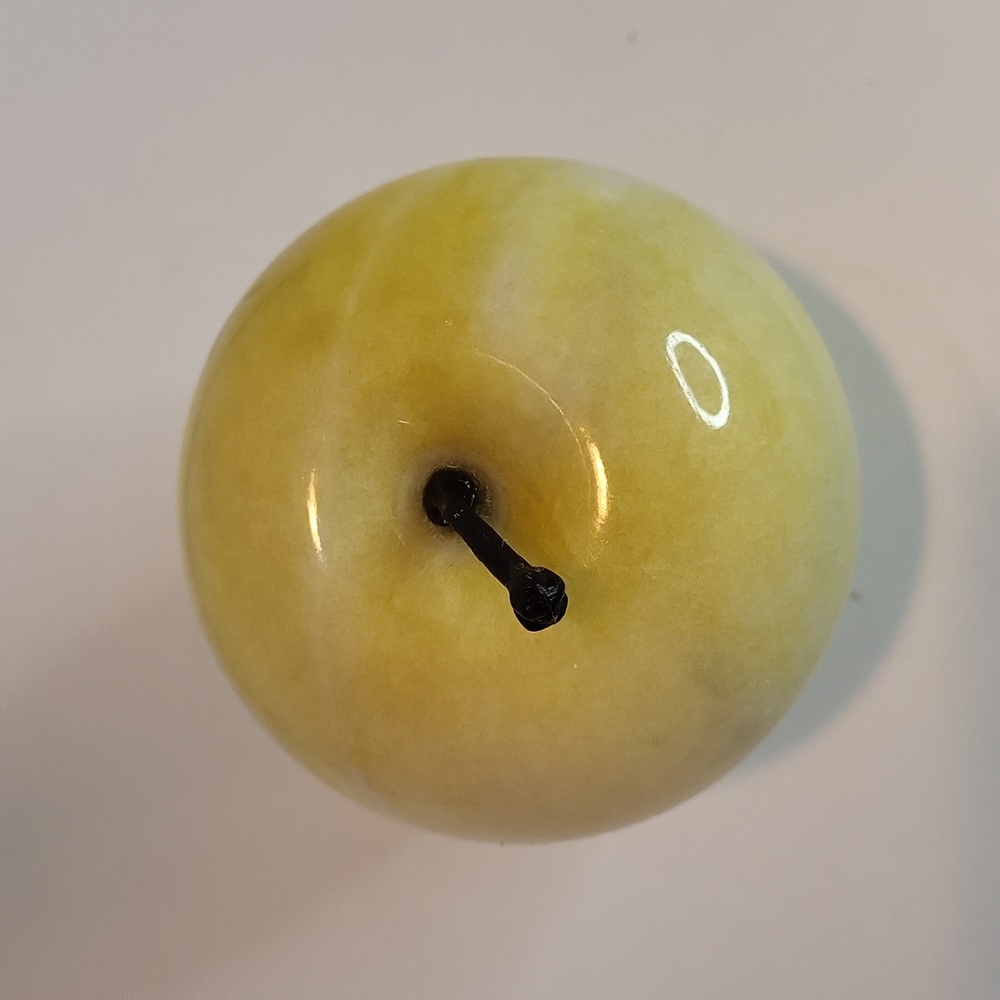 Vintage Polished Marble Apple Paperweight - Picture 5 of 6